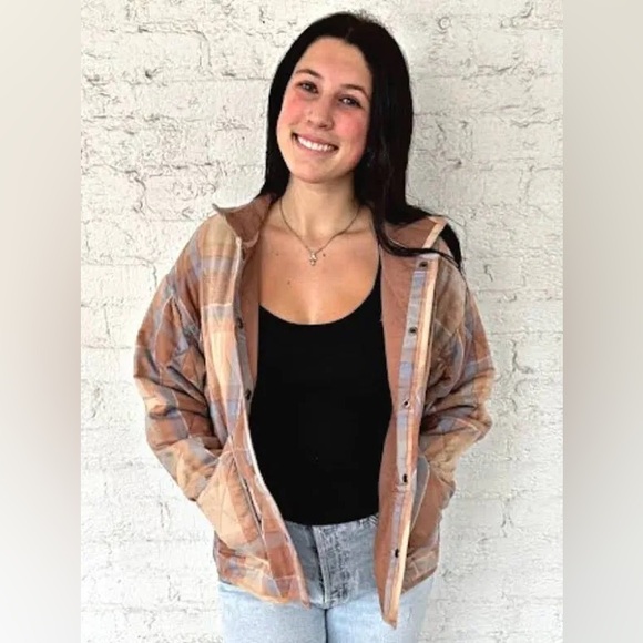 Z Supply Maya Plaid Quilted Jacket, Small - Picture 3 of 4